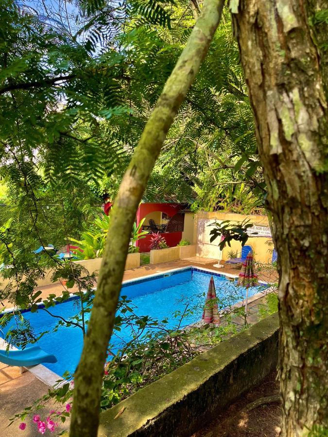 Residence Bertille Abidjan Cocody Bagian luar foto