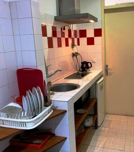 Residence Bertille Abidjan Cocody Bagian luar foto
